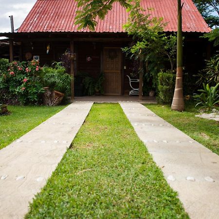 La Cabana De Blanca ฆาลปาน ภายนอก รูปภาพ